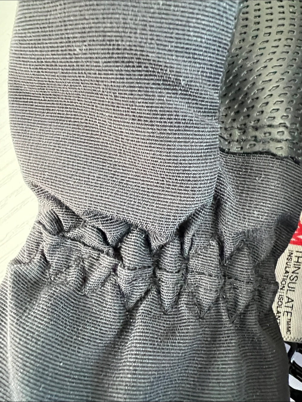3M Thinsulate | Black Kids Mittens Size 2T/3T - Picture 14 of 14